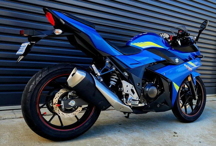 2017 Suzuki GSX250R GSX Blue