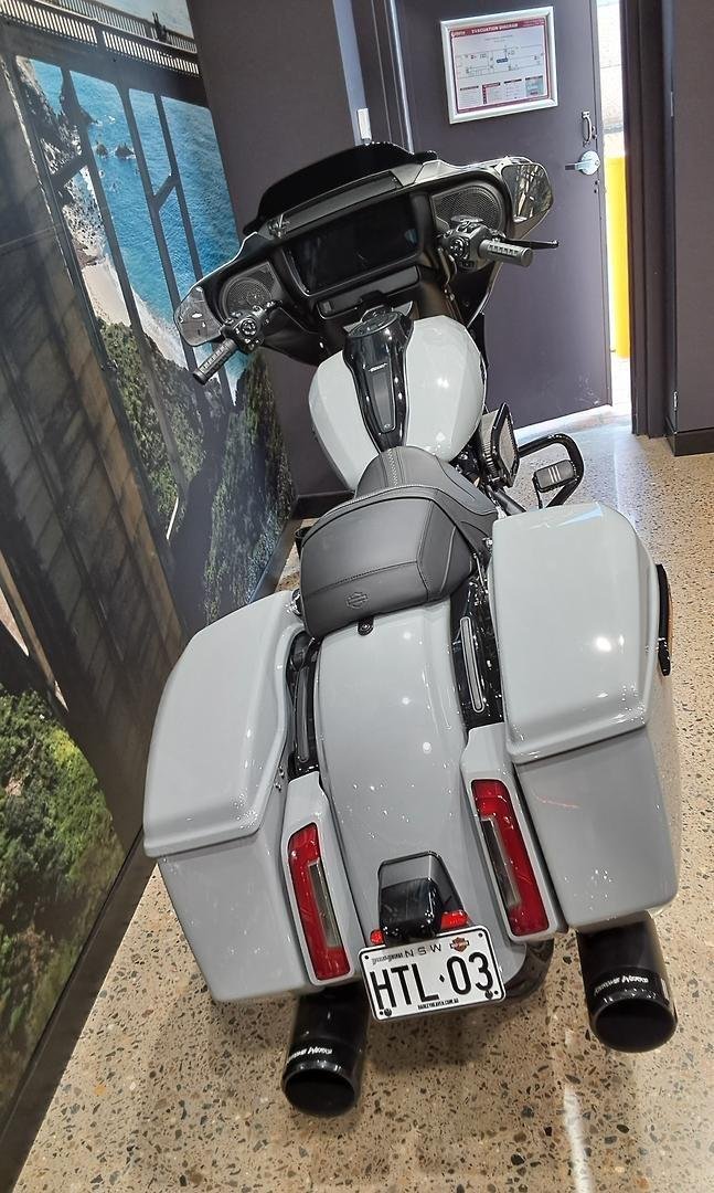 2025 Harley-Davidson Street Glide 117 (FLHX) Touring