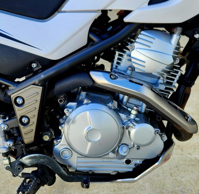 2012 Yamaha XT250 XT White