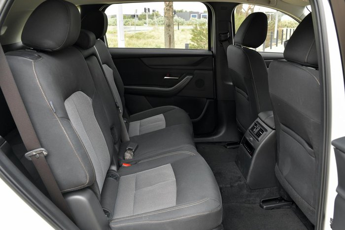 2025 Mazda CX-80 G40e Pure