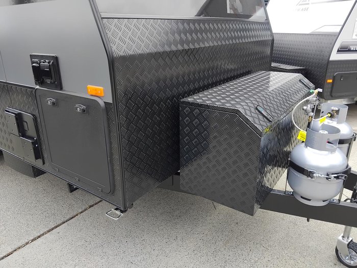 2025 Cadillac RV Ares Single Axle Off Road Couples Caravan