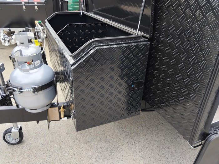 2025 Cadillac RV Ares Single Axle Off Road Couples Caravan