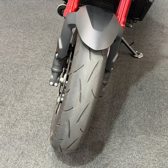 2023 Honda 2023 Honda NAKED CB750 (Hornet) White