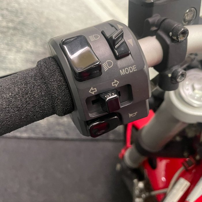 2013 DUCATI MONSTER 796 (ABS) Red