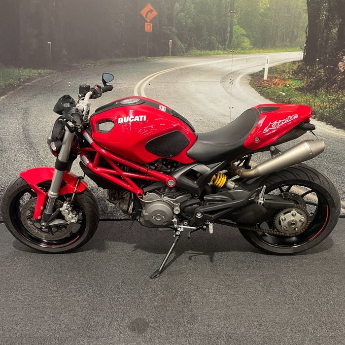 2013 DUCATI MONSTER 796 (ABS) Red