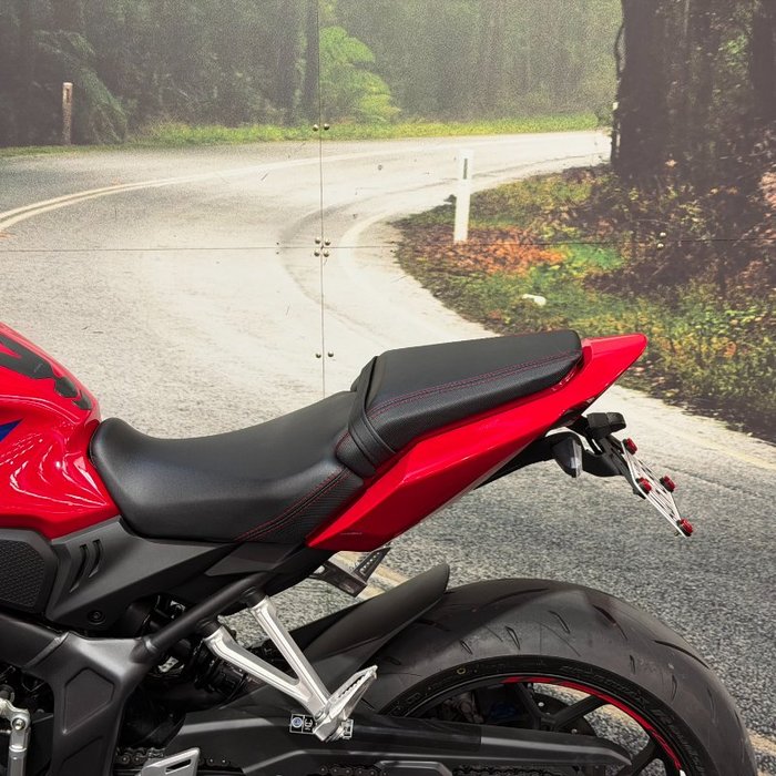 2025 Honda CBR650R Red