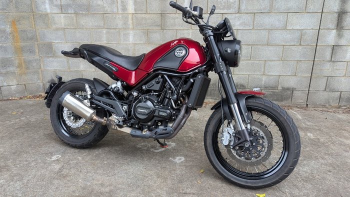 2019 BENELLI LEONCINO (ABS) Red
