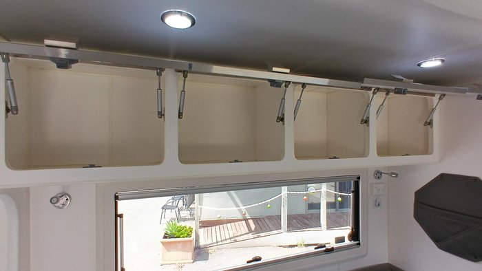 2020 Red Centre Newell 206