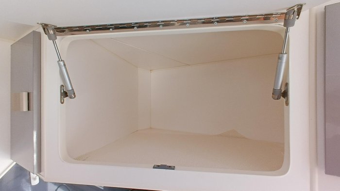 2020 Red Centre Newell 206