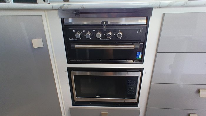 2020 Red Centre Newell 206