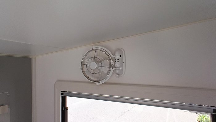 2020 Red Centre Newell 206