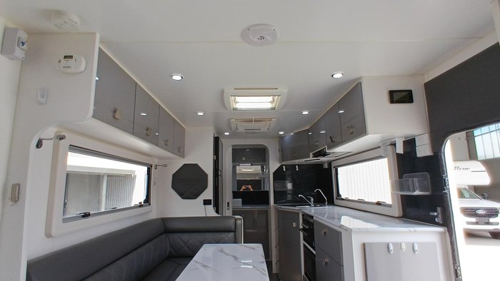 2020 Red Centre Newell 206