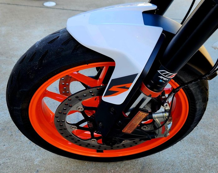 2020 KTM 890 Duke R Duke