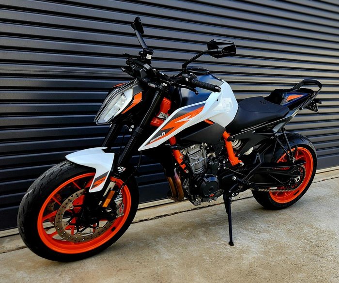 2020 KTM 890 Duke R Duke
