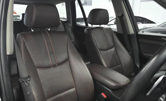 2014 BMW X3 xDrive20d F25 LCI 4X4 Constant Black Sapphire