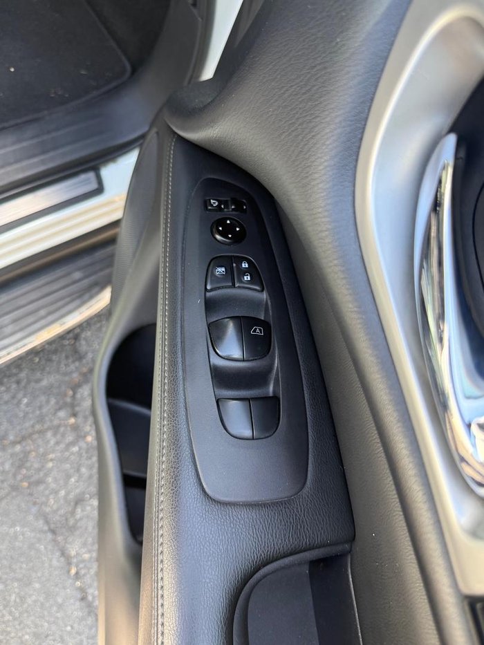 2018 Nissan Pathfinder ST-L