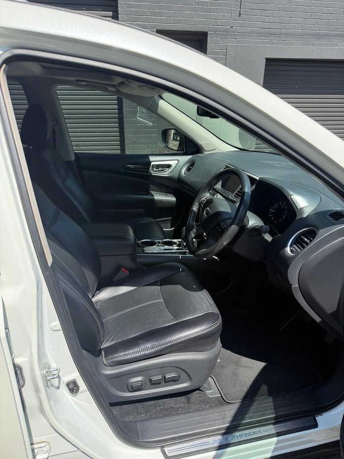 2018 Nissan Pathfinder ST-L