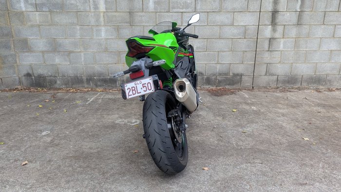 2024 Kawasaki NINJA 400 ZX-4RR KRT Green