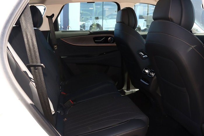 2025 Jaecoo J8 Track