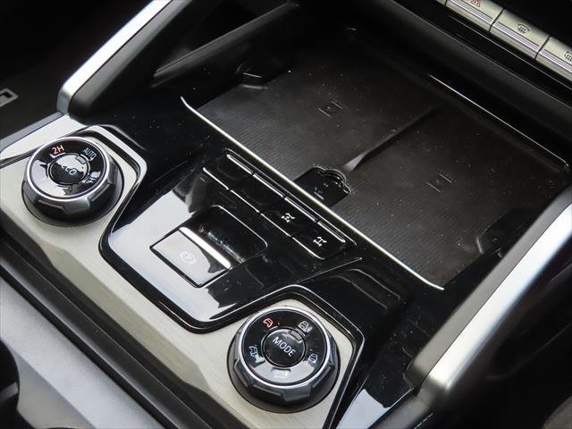 2025 LDV D90 Executive