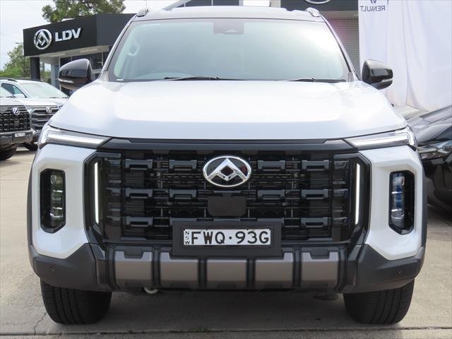 2025 LDV D90 Executive