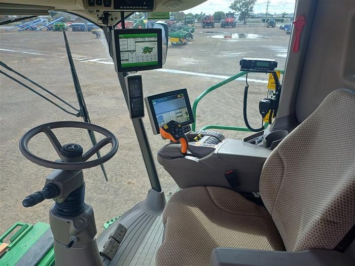 2023 John Deere S780 Green