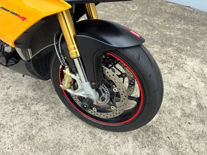 2012 APRILIA TUONO V4 R Yellow