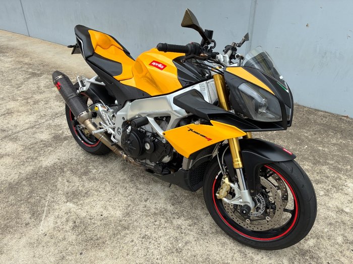 2012 APRILIA TUONO V4 R Yellow