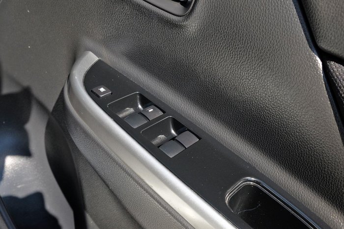 2021 Mitsubishi Triton GLS MR MY22 4X4 Dual Range White