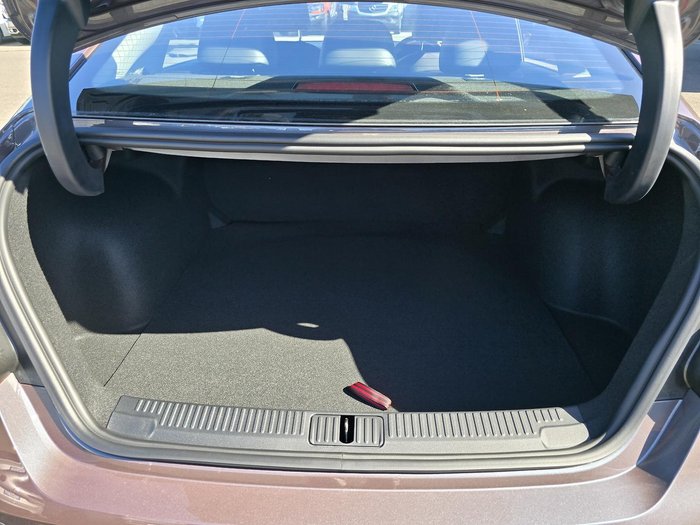 2024 MG MG5 Vibe MY24 Misty Grey