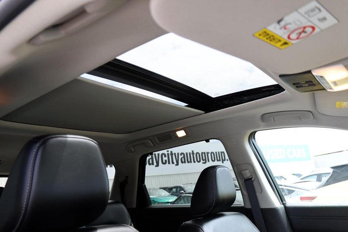 2024 Nissan Pathfinder Ti-L