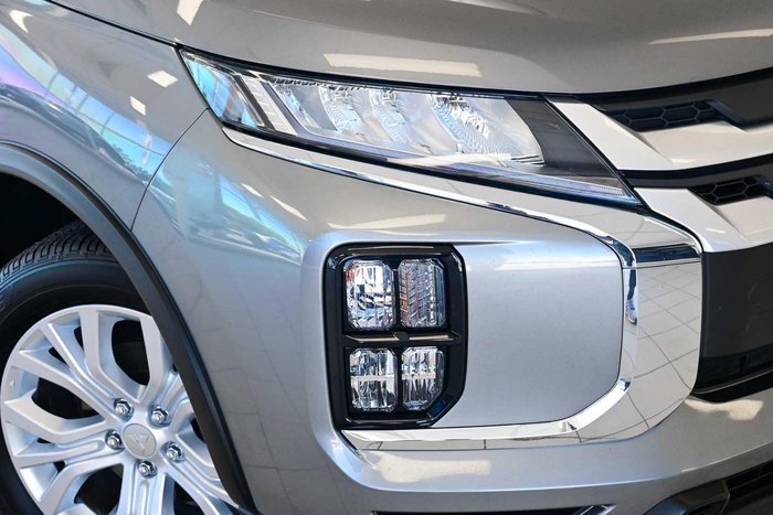 2025 Mitsubishi ASX LS