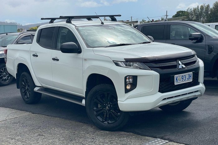2022 Mitsubishi Triton GLX-R