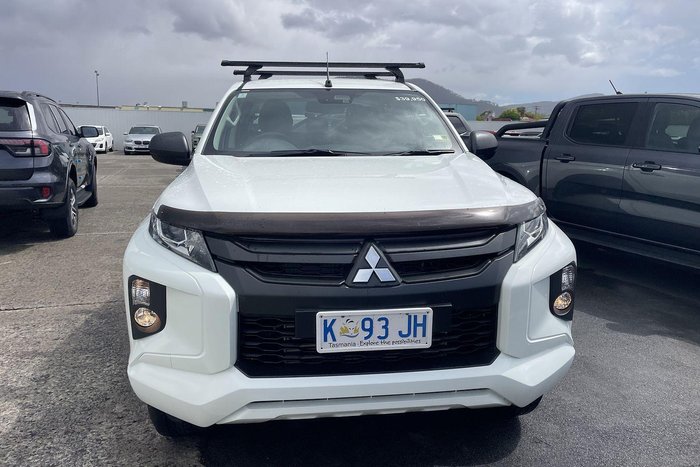 2022 Mitsubishi Triton GLX-R