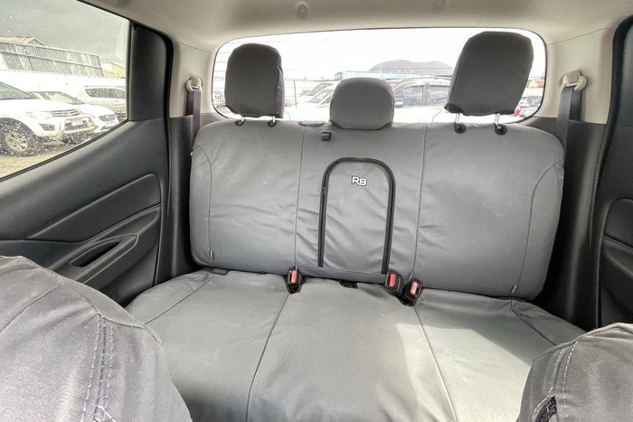 2022 Mitsubishi Triton GLX-R