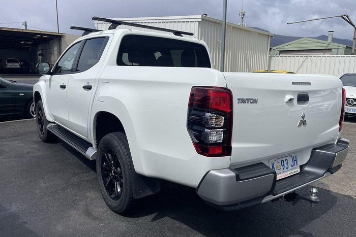 2022 Mitsubishi Triton GLX-R