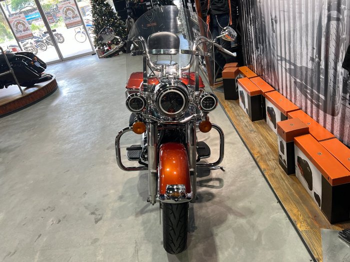 2011 Harley-davidson FLHR ROAD KING Sedona Orange