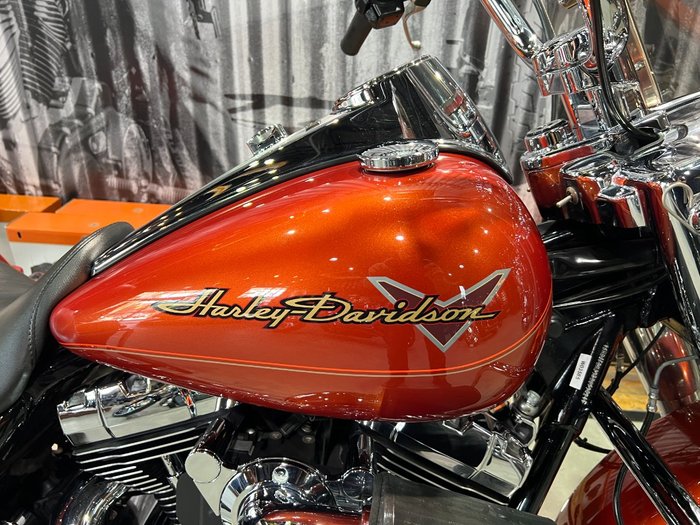 2011 Harley-davidson FLHR ROAD KING Sedona Orange