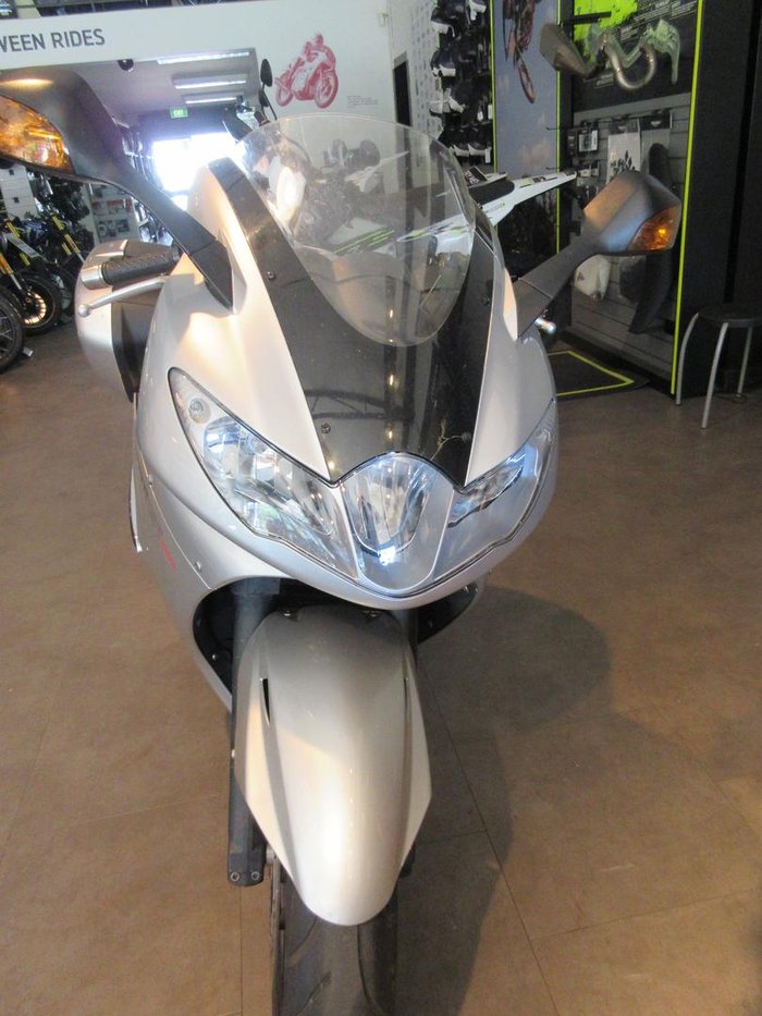 2010 Triumph Sprint GT Sprint Silver