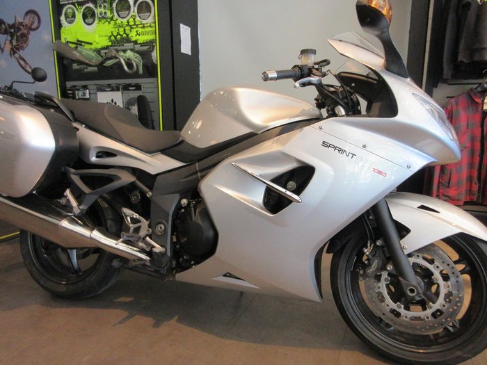 2010 Triumph Sprint GT Sprint Silver