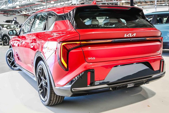 2025 Kia K4 GT-Line