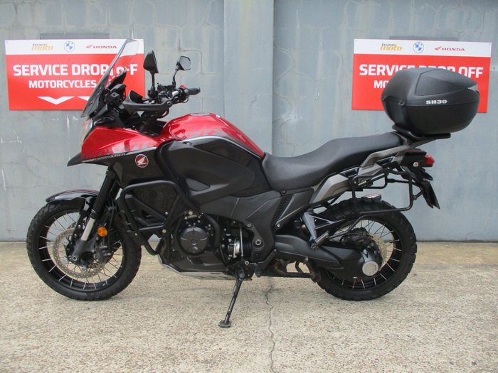 2016 Honda VFR1200X RED