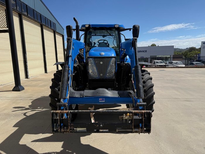 2014 New Holland T7.235