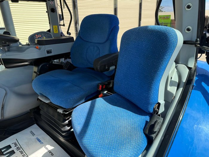 2014 New Holland T7.235