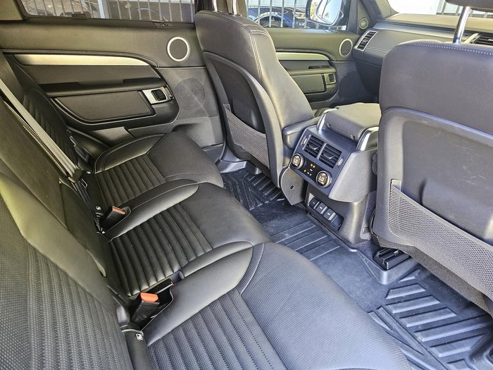 2023 Land Rover Discovery P360 R-Dynamic SE Series 5 MY23.5 4X4 Portofino Blue