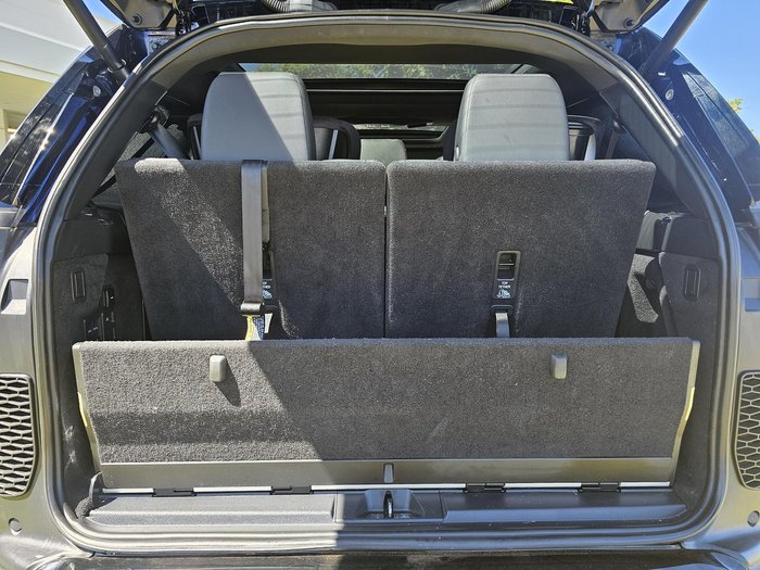 2023 Land Rover Discovery P360 R-Dynamic SE Series 5 MY23.5 4X4 Portofino Blue