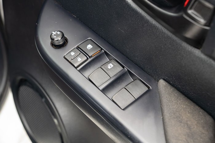 2022 Toyota Hilux SR