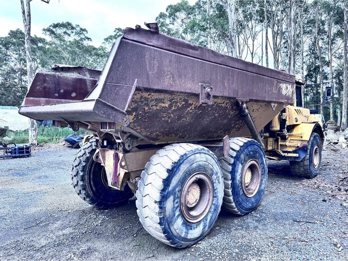 2002 Volvo Dump Truck A30d