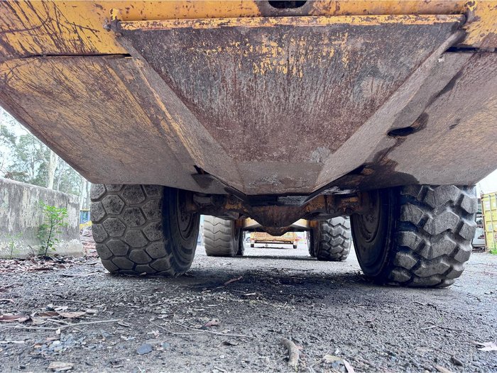 2002 Volvo Dump Truck A30d