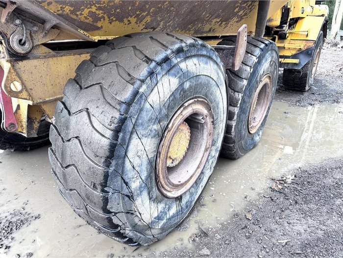 2002 Volvo Dump Truck A30d